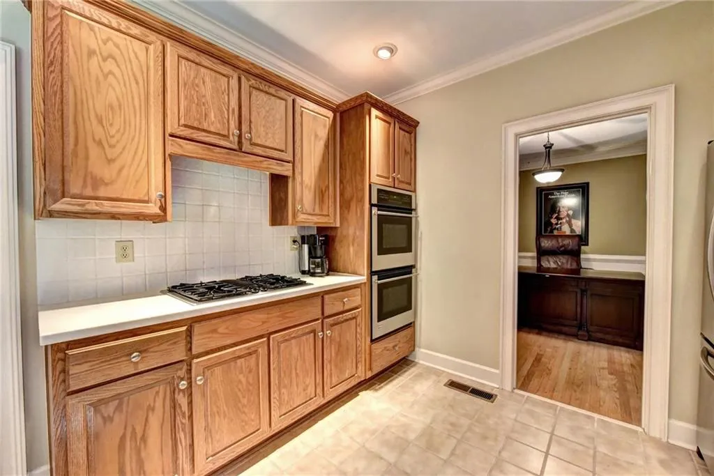 2065 Dunwoody Heritage Drive, Sandy Springs, Georgia 30350, 5 Bedrooms Bedrooms, ,3 BathroomsBathrooms,Residential,Sold,2065 Dunwoody Heritage Drive,5917709