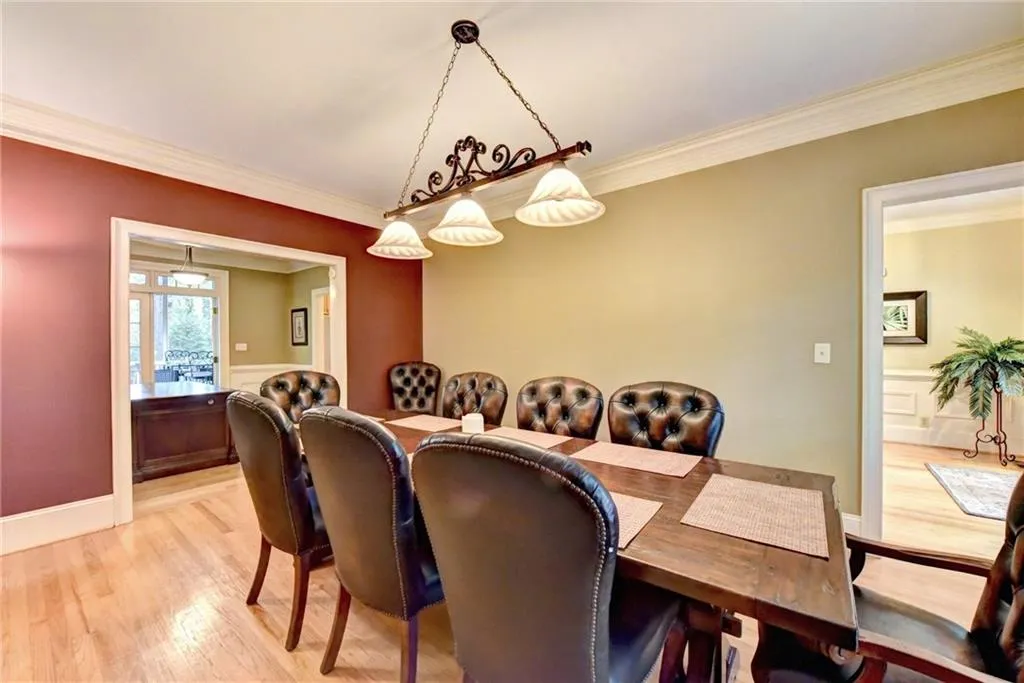 2065 Dunwoody Heritage Drive, Sandy Springs, Georgia 30350, 5 Bedrooms Bedrooms, ,3 BathroomsBathrooms,Residential,Sold,2065 Dunwoody Heritage Drive,5917709