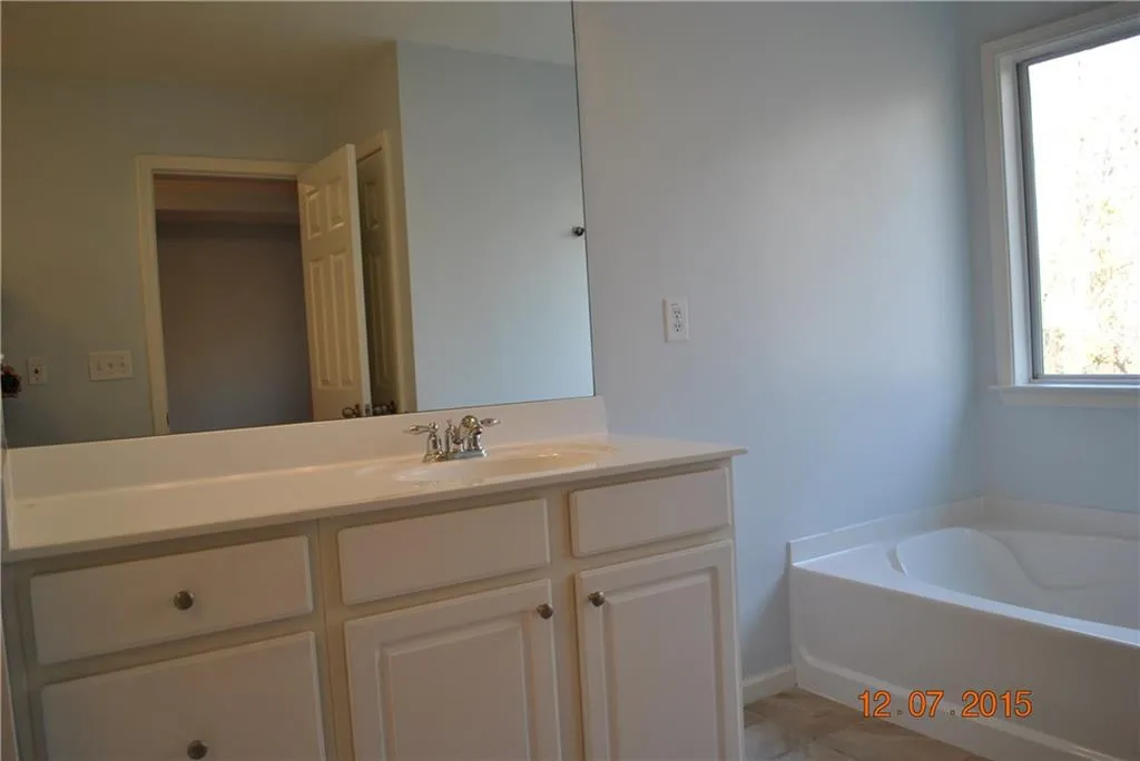 7920 Kiverton Place, Sandy Springs, Georgia 30350, 3 Bedrooms Bedrooms, ,3 BathroomsBathrooms,Residential,Sold,7920 Kiverton Place,5625017