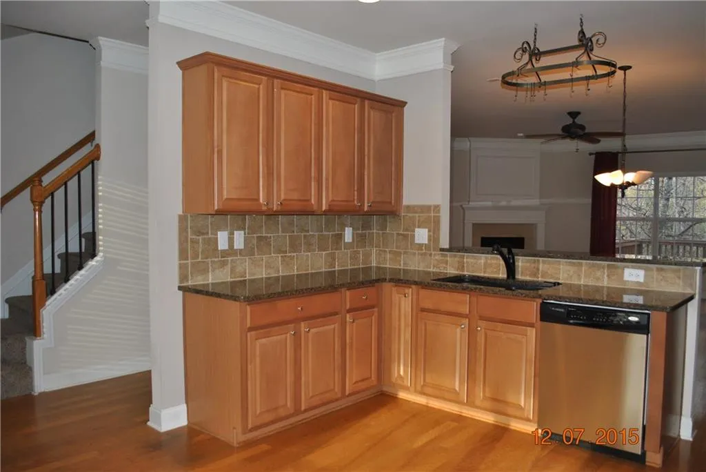 7920 Kiverton Place, Sandy Springs, Georgia 30350, 3 Bedrooms Bedrooms, ,3 BathroomsBathrooms,Residential,Sold,7920 Kiverton Place,5625017