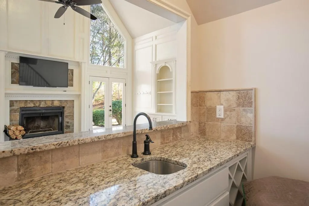 7485 S Spalding Lake Drive, Sandy Springs, Georgia 30350, 5 Bedrooms Bedrooms, ,4 BathroomsBathrooms,Residential,Sold,7485 S Spalding Lake Drive,6663922