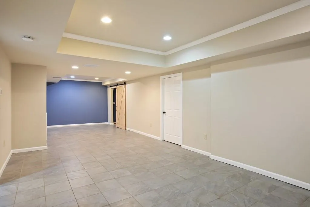 7485 S Spalding Lake Drive, Sandy Springs, Georgia 30350, 5 Bedrooms Bedrooms, ,4 BathroomsBathrooms,Residential,Sold,7485 S Spalding Lake Drive,6663922