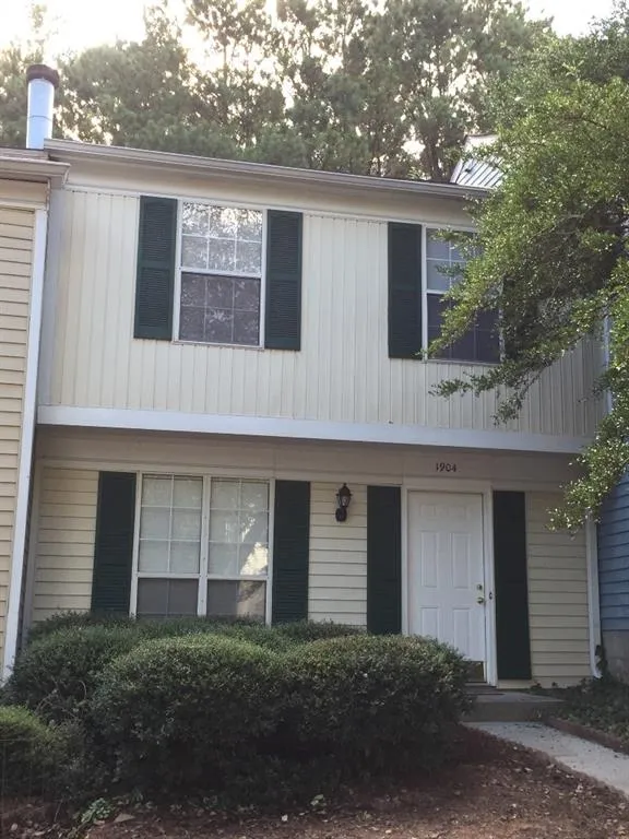 1904 Queen Anne Court, Sandy Springs, Georgia 30350, 2 Bedrooms Bedrooms, ,2 BathroomsBathrooms,Residential,Sold,1904 Queen Anne Court,5595855