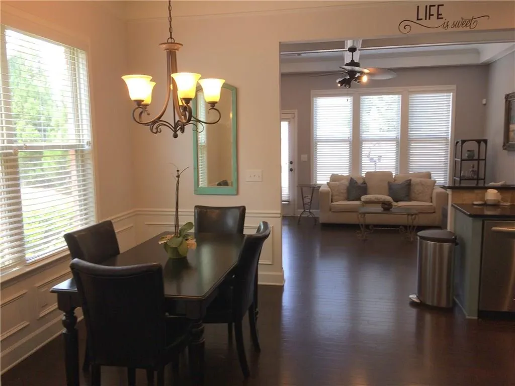 5566 High Point Road, Atlanta, Georgia 30342, 4 Bedrooms Bedrooms, ,3 BathroomsBathrooms,Residential,Sold,5566 High Point Road,5809003 5566 High Point Road, Atlanta, Georgia 30342, 4 Bedrooms Bedrooms, ,3 BathroomsBathrooms,Residential,Sold,5566 High Point Road,5809003