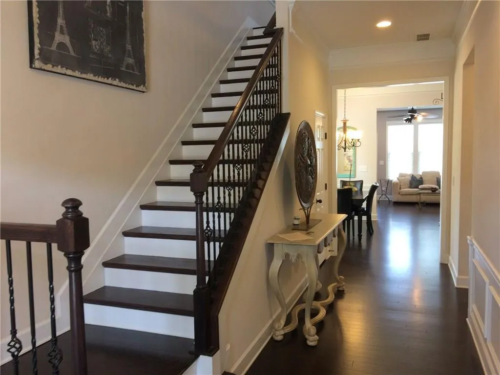 5566 High Point Road, Atlanta, Georgia 30342, 4 Bedrooms Bedrooms, ,3 BathroomsBathrooms,Residential,Sold,5566 High Point Road,5809003 5566 High Point Road, Atlanta, Georgia 30342, 4 Bedrooms Bedrooms, ,3 BathroomsBathrooms,Residential,Sold,5566 High Point Road,5809003