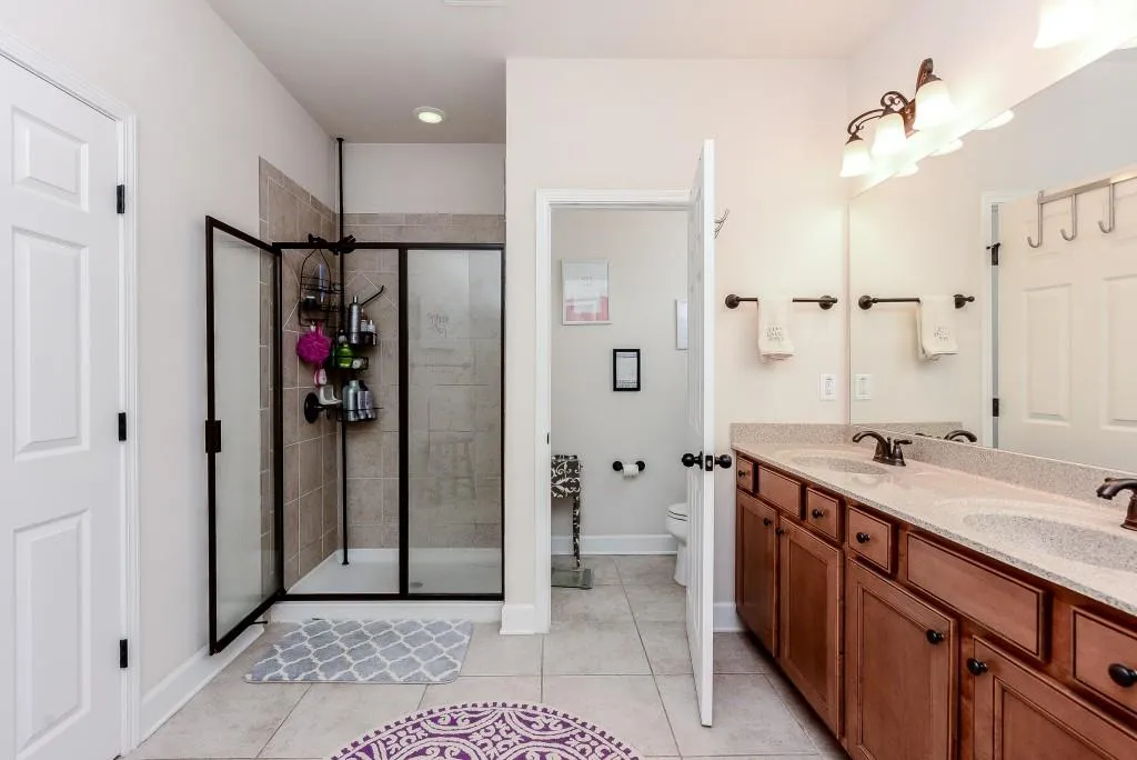 5566 High Point Road, Atlanta, Georgia 30342, 4 Bedrooms Bedrooms, ,3 BathroomsBathrooms,Residential,Sold,5566 High Point Road,5809003 5566 High Point Road, Atlanta, Georgia 30342, 4 Bedrooms Bedrooms, ,3 BathroomsBathrooms,Residential,Sold,5566 High Point Road,5809003