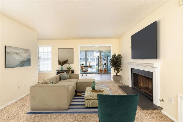 910 Augusta Drive Se, Marietta, Georgia 30067