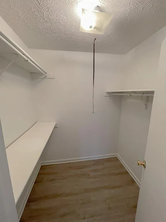 9400 Roberts Drive Unit 1a, Sandy Springs, Georgia 30350, 2 Bedrooms Bedrooms, ,Residential,Sold,9400 Roberts Drive Unit 1a,6829714