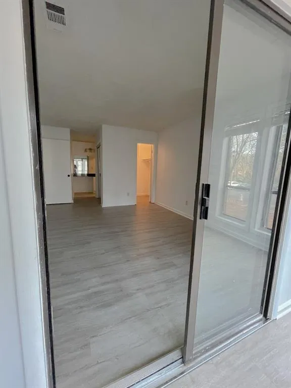 9400 Roberts Drive Unit 1a, Sandy Springs, Georgia 30350, 2 Bedrooms Bedrooms, ,Residential,Sold,9400 Roberts Drive Unit 1a,6829714
