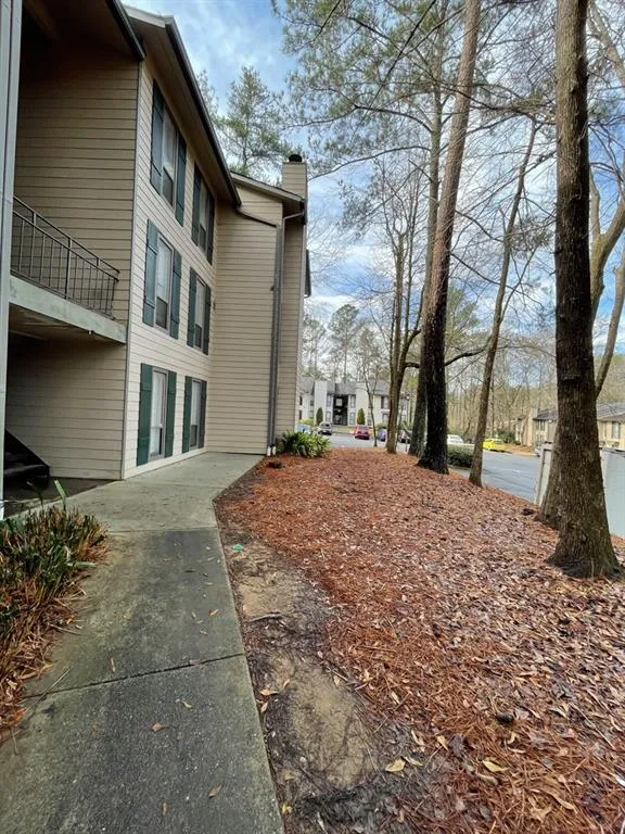 9400 Roberts Drive Unit 1a, Sandy Springs, Georgia 30350, 2 Bedrooms Bedrooms, ,Residential,Sold,9400 Roberts Drive Unit 1a,6829714