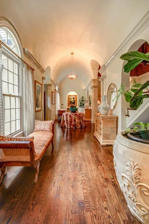 5 Old Stratton Chase, Sandy Springs, Georgia 30328, 5 Bedrooms Bedrooms, ,4 BathroomsBathrooms,Residential,Sold,5 Old Stratton Chase,6810349