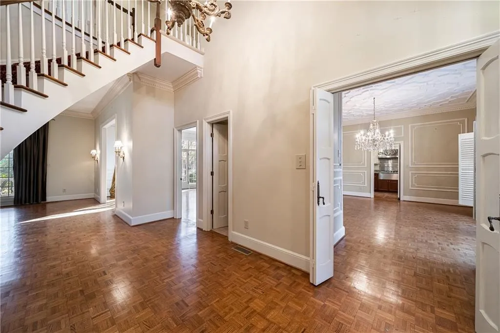 1660 Winterthur Close, Atlanta, Georgia 30328, 5 Bedrooms Bedrooms, ,4 BathroomsBathrooms,Residential,Sold,1660 Winterthur Close,6810130