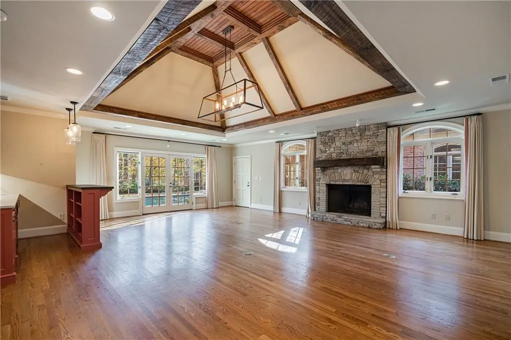 1660 Winterthur Close, Atlanta, Georgia 30328, 5 Bedrooms Bedrooms, ,4 BathroomsBathrooms,Residential,Sold,1660 Winterthur Close,6810130