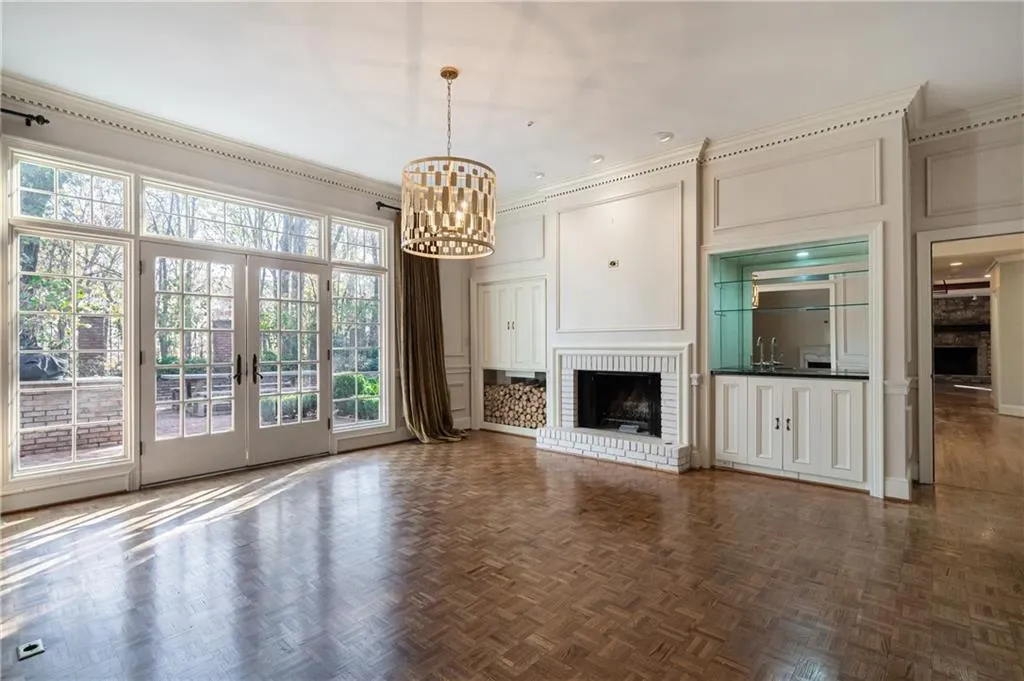1660 Winterthur Close, Atlanta, Georgia 30328, 5 Bedrooms Bedrooms, ,4 BathroomsBathrooms,Residential,Sold,1660 Winterthur Close,6810130