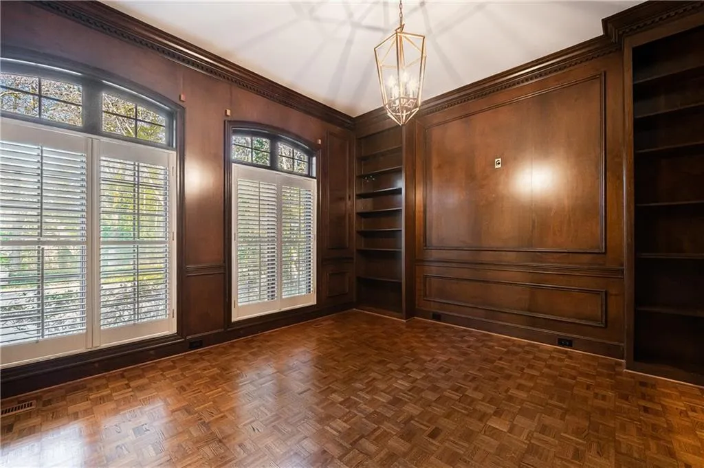 1660 Winterthur Close, Atlanta, Georgia 30328, 5 Bedrooms Bedrooms, ,4 BathroomsBathrooms,Residential,Sold,1660 Winterthur Close,6810130