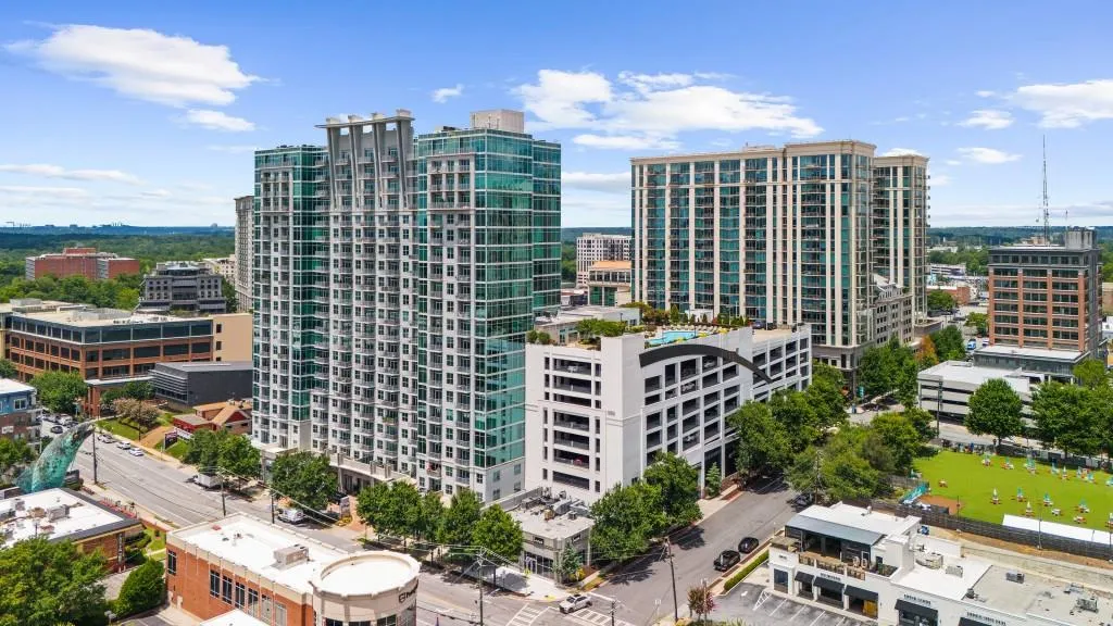 250 Pharr Road Ne Unit 1618, Atlanta, Georgia 30305, 2 Bedrooms Bedrooms, ,2 BathroomsBathrooms,Residential,For Sale,250 Pharr Road Ne Unit 1618,7617061