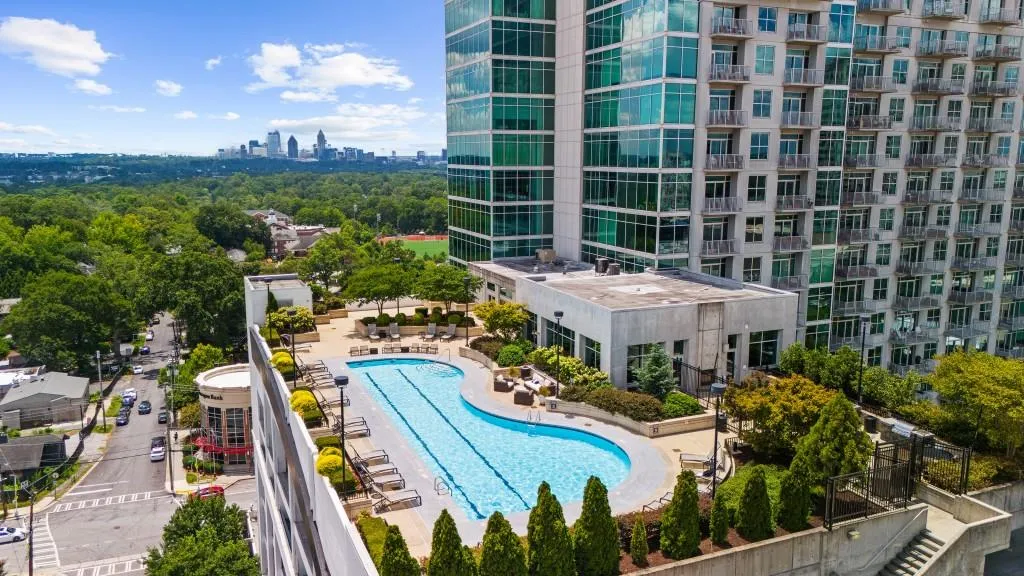 250 Pharr Road Ne Unit 1618, Atlanta, Georgia 30305, 2 Bedrooms Bedrooms, ,2 BathroomsBathrooms,Residential,For Sale,250 Pharr Road Ne Unit 1618,7617061