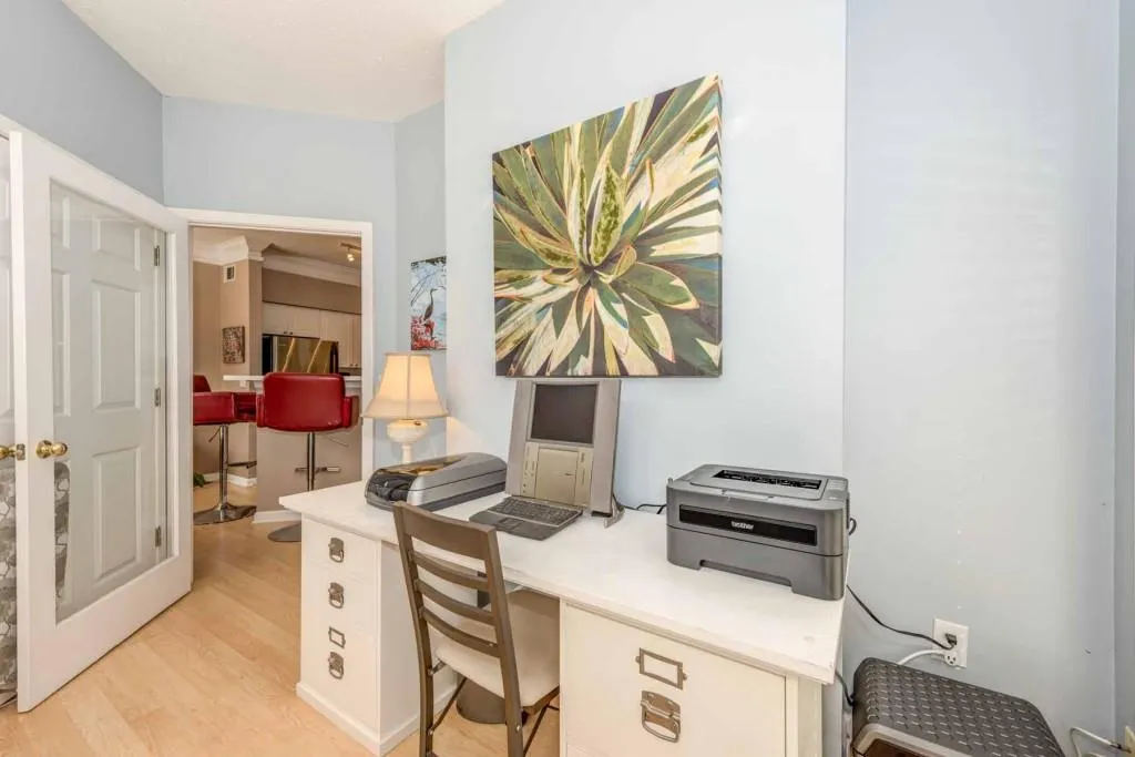 5559 Glenridge Drive Unit 1101, Atlanta, Georgia 30342, 2 Bedrooms Bedrooms, ,1 BathroomBathrooms,Residential,Sold,5559 Glenridge Drive Unit 1101,5890156