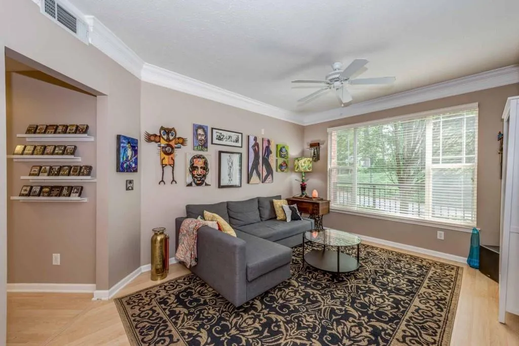 5559 Glenridge Drive Unit 1101, Atlanta, Georgia 30342, 2 Bedrooms Bedrooms, ,1 BathroomBathrooms,Residential,Sold,5559 Glenridge Drive Unit 1101,5890156