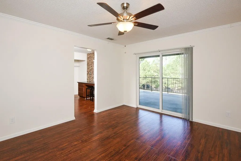 295 Winding River Drive Unit C, Sandy Springs, Georgia 30350, 3 Bedrooms Bedrooms, ,2 BathroomsBathrooms,Residential,Sold,295 Winding River Drive Unit C,5722621
