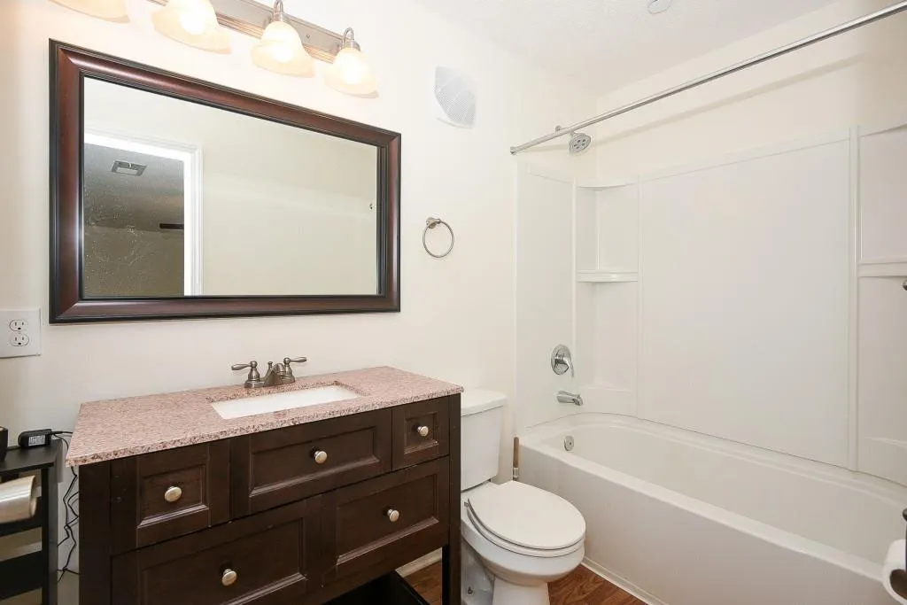 295 Winding River Drive Unit C, Sandy Springs, Georgia 30350, 3 Bedrooms Bedrooms, ,2 BathroomsBathrooms,Residential,Sold,295 Winding River Drive Unit C,5722621