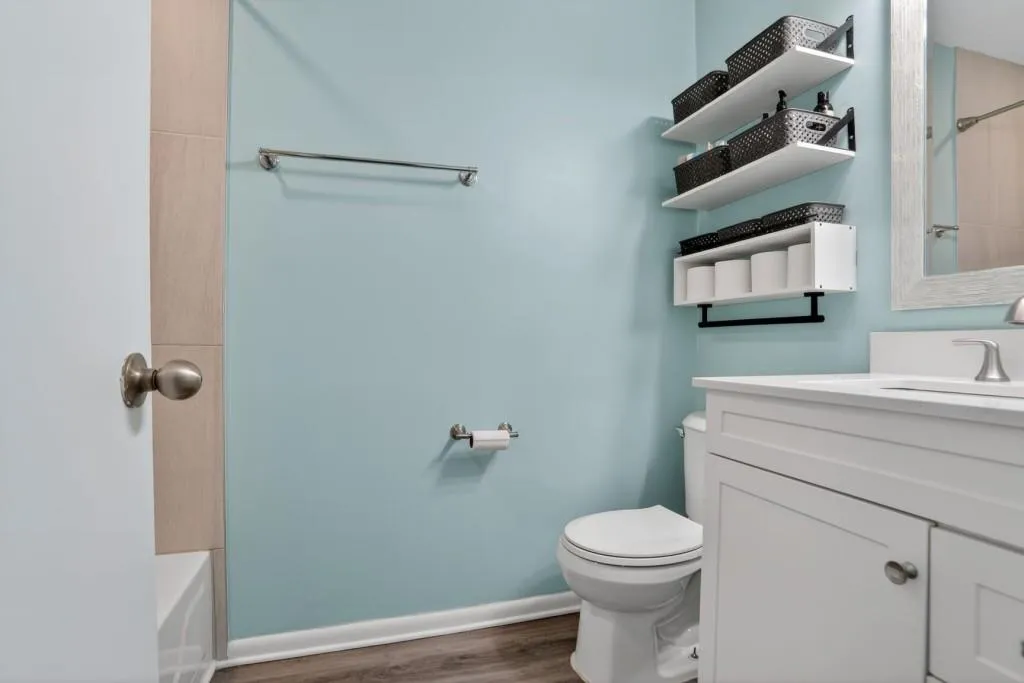 6900 Roswell Road Unit L7, Atlanta, Georgia 30328, 2 Bedrooms Bedrooms, ,2 BathroomsBathrooms,Residential,Sold,6900 Roswell Road Unit L7,7707082