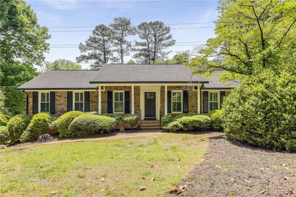 7264 Selkirk Drive, Atlanta, Georgia 30328, 3 Bedrooms Bedrooms, ,2 BathroomsBathrooms,Residential,Sold,7264 Selkirk Drive,7380893 7264 Selkirk Drive, Atlanta, Georgia 30328, 3 Bedrooms Bedrooms, ,2 BathroomsBathrooms,Residential,Sold,7264 Selkirk Drive,7380893