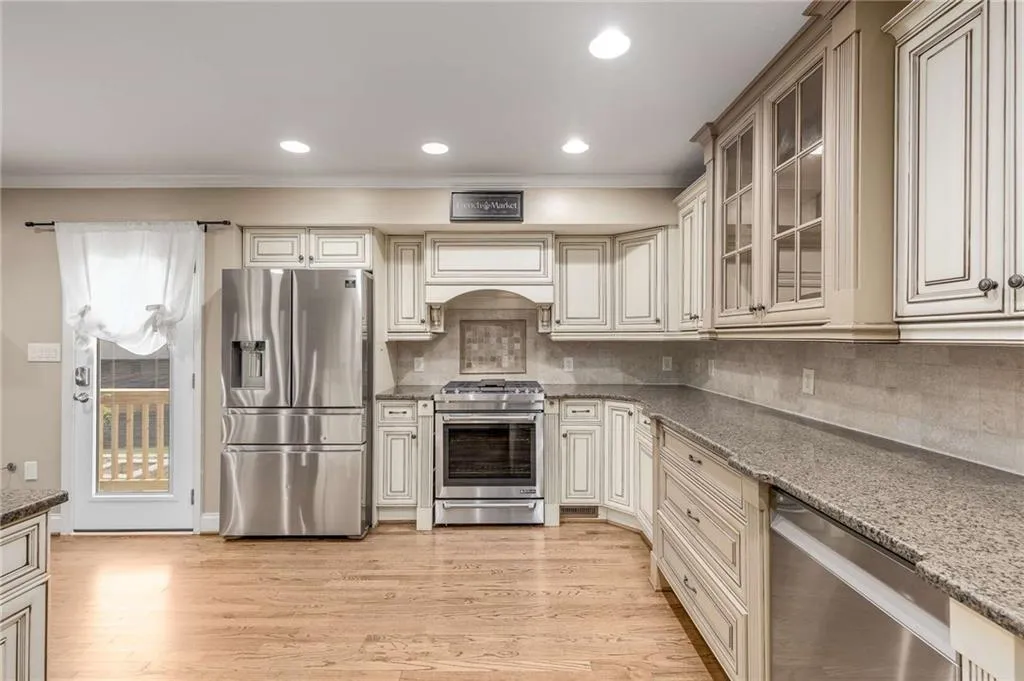 7264 Selkirk Drive, Atlanta, Georgia 30328, 3 Bedrooms Bedrooms, ,2 BathroomsBathrooms,Residential,Sold,7264 Selkirk Drive,7380893 7264 Selkirk Drive, Atlanta, Georgia 30328, 3 Bedrooms Bedrooms, ,2 BathroomsBathrooms,Residential,Sold,7264 Selkirk Drive,7380893