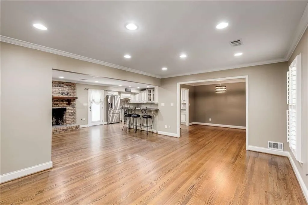 7264 Selkirk Drive, Atlanta, Georgia 30328, 3 Bedrooms Bedrooms, ,2 BathroomsBathrooms,Residential,Sold,7264 Selkirk Drive,7380893 7264 Selkirk Drive, Atlanta, Georgia 30328, 3 Bedrooms Bedrooms, ,2 BathroomsBathrooms,Residential,Sold,7264 Selkirk Drive,7380893