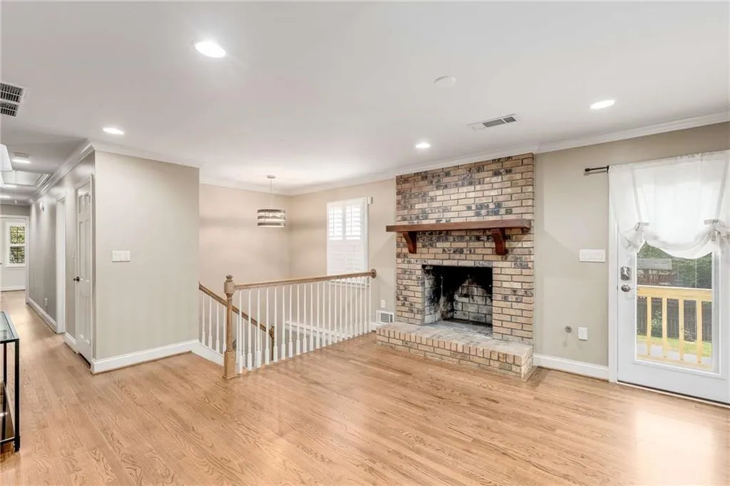 7264 Selkirk Drive, Atlanta, Georgia 30328, 3 Bedrooms Bedrooms, ,2 BathroomsBathrooms,Residential,Sold,7264 Selkirk Drive,7380893 7264 Selkirk Drive, Atlanta, Georgia 30328, 3 Bedrooms Bedrooms, ,2 BathroomsBathrooms,Residential,Sold,7264 Selkirk Drive,7380893