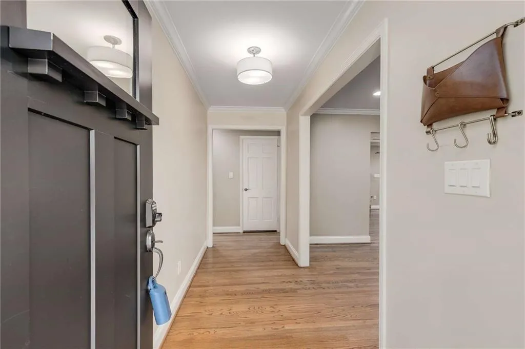 7264 Selkirk Drive, Atlanta, Georgia 30328, 3 Bedrooms Bedrooms, ,2 BathroomsBathrooms,Residential,Sold,7264 Selkirk Drive,7380893 7264 Selkirk Drive, Atlanta, Georgia 30328, 3 Bedrooms Bedrooms, ,2 BathroomsBathrooms,Residential,Sold,7264 Selkirk Drive,7380893