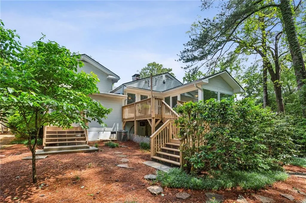 88 Karland Drive Nw, Atlanta, Georgia 30305, 4 Bedrooms Bedrooms, ,3 BathroomsBathrooms,Residential,For Sale,88 Karland Drive Nw,7578613