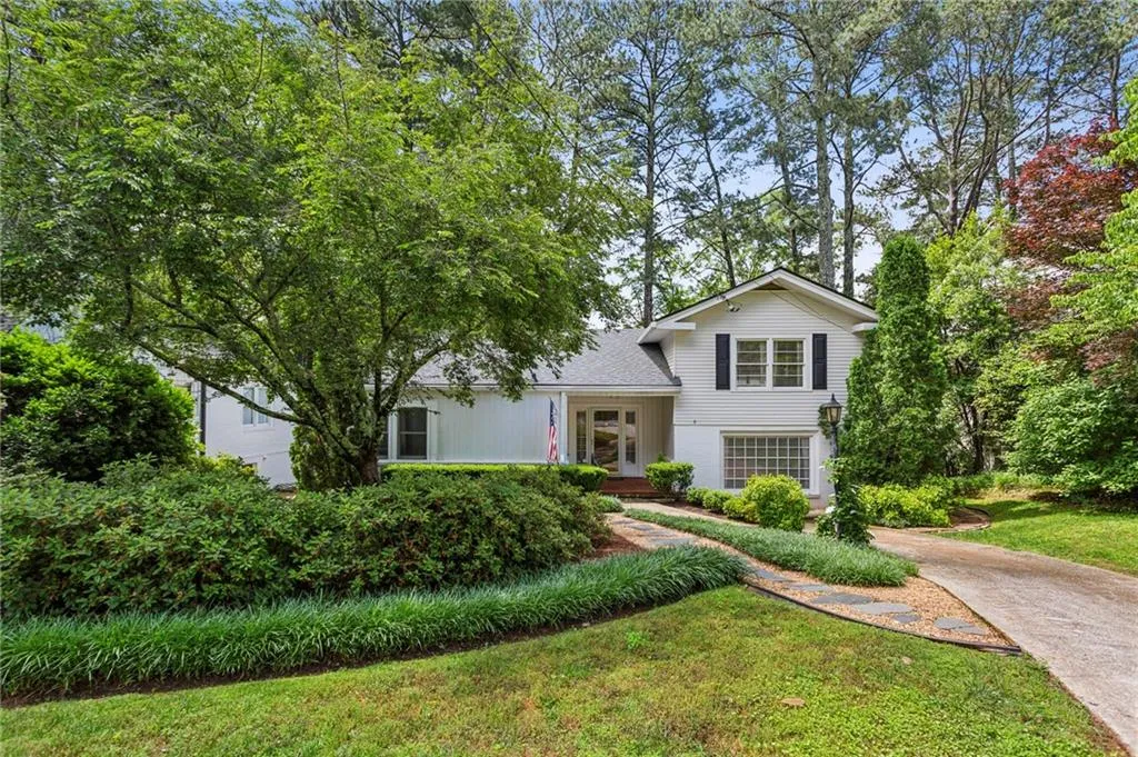 88 Karland Drive Nw, Atlanta, Georgia 30305, 4 Bedrooms Bedrooms, ,3 BathroomsBathrooms,Residential,For Sale,88 Karland Drive Nw,7578613