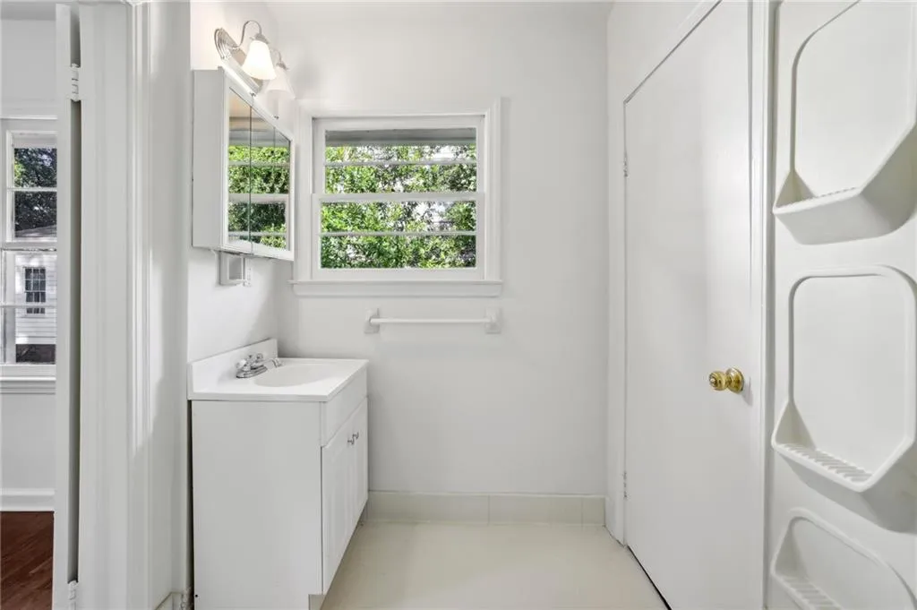 88 Karland Drive Nw, Atlanta, Georgia 30305, 4 Bedrooms Bedrooms, ,3 BathroomsBathrooms,Residential,For Sale,88 Karland Drive Nw,7578613
