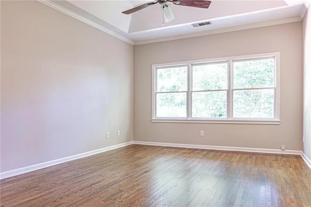8545 Hope Mews Court, Sandy Springs, Georgia 30350, 3 Bedrooms Bedrooms, ,2 BathroomsBathrooms,Residential,Sold,8545 Hope Mews Court,6936669