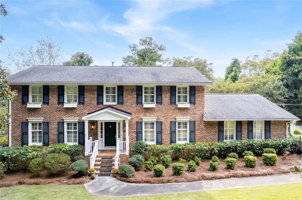 3285 Spalding Drive, Atlanta, Georgia 30350, 5 Bedrooms Bedrooms, ,3 BathroomsBathrooms,Residential,Sold,3285 Spalding Drive,7336325