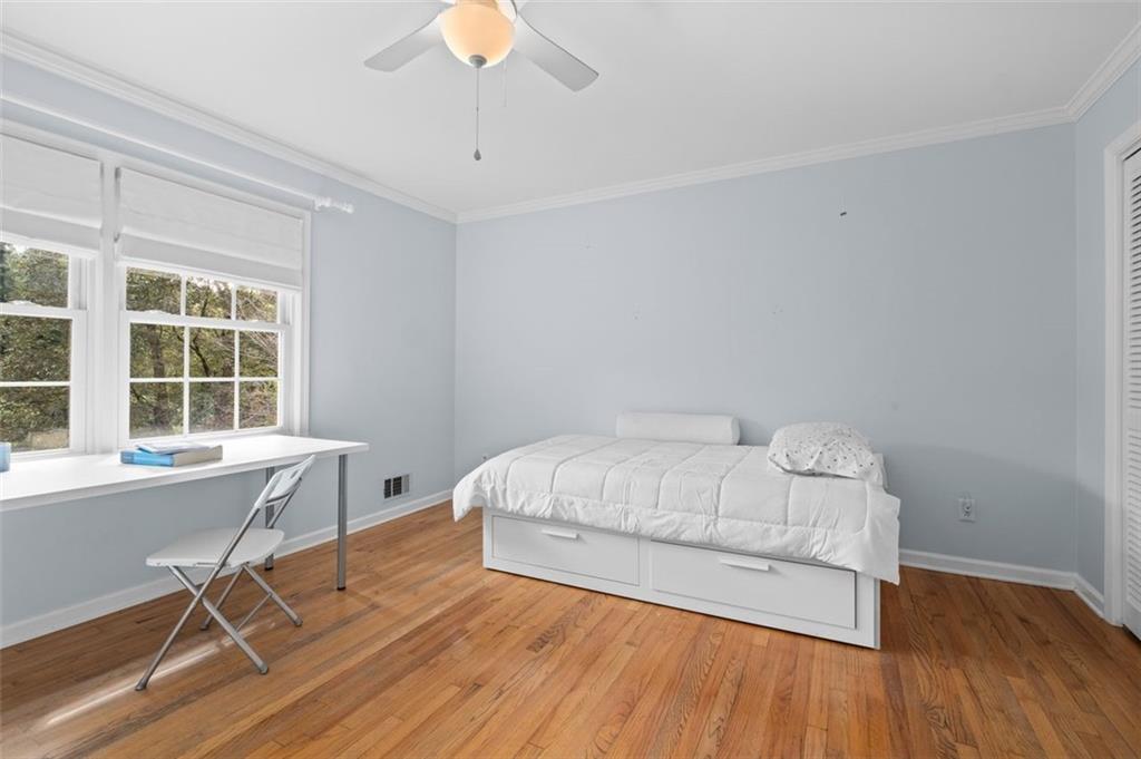 Secondary bedroom 2