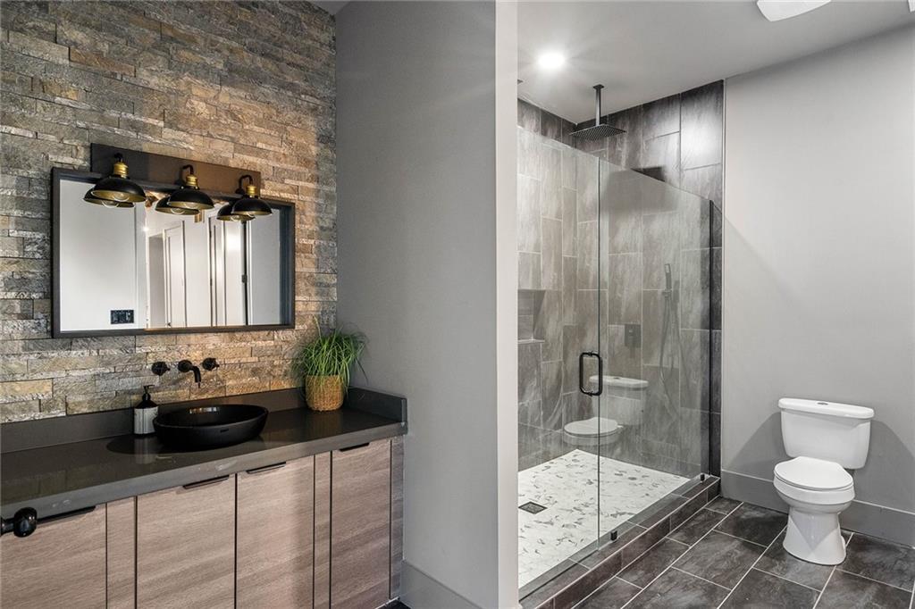 5285 N Powers Ferry Road, Sandy Springs, Georgia 30327, 7 Bedrooms Bedrooms, ,6 BathroomsBathrooms,Residential,Sold,5285 N Powers Ferry Road,7275629