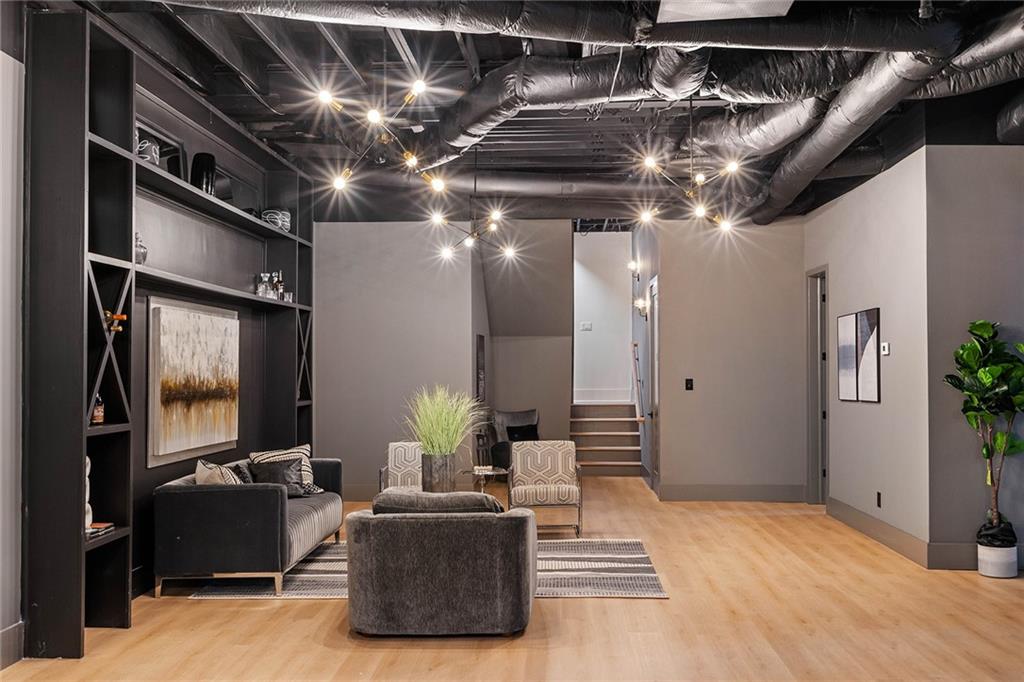 5285 N Powers Ferry Road, Sandy Springs, Georgia 30327, 7 Bedrooms Bedrooms, ,6 BathroomsBathrooms,Residential,Sold,5285 N Powers Ferry Road,7275629