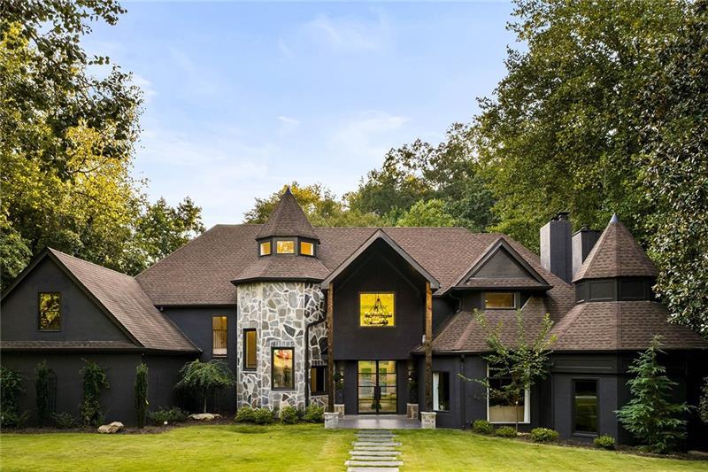 5285 N Powers Ferry Road, Sandy Springs, Georgia 30327, 7 Bedrooms Bedrooms, ,6 BathroomsBathrooms,Residential,Sold,5285 N Powers Ferry Road,7275629