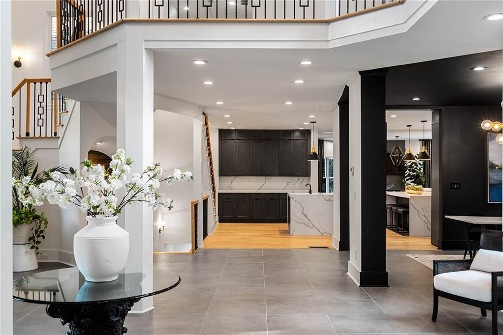 5285 N Powers Ferry Road, Sandy Springs, Georgia 30327, 7 Bedrooms Bedrooms, ,6 BathroomsBathrooms,Residential,Sold,5285 N Powers Ferry Road,7275629