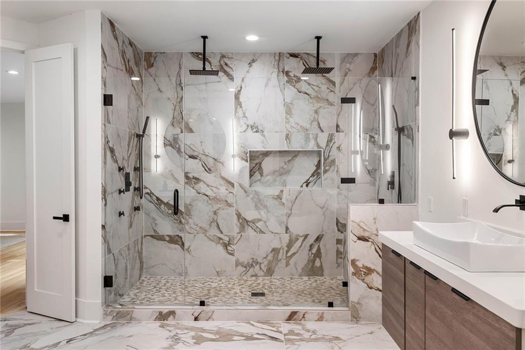 5285 N Powers Ferry Road, Sandy Springs, Georgia 30327, 7 Bedrooms Bedrooms, ,6 BathroomsBathrooms,Residential,Sold,5285 N Powers Ferry Road,7275629