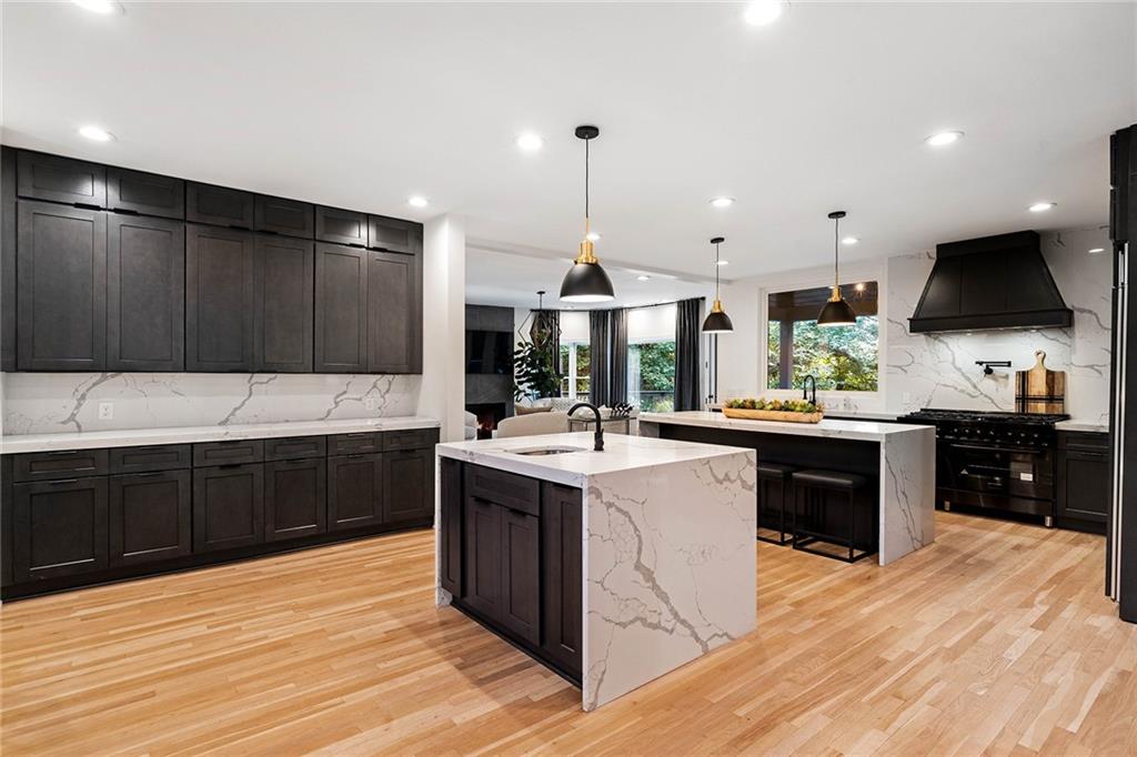 5285 N Powers Ferry Road, Sandy Springs, Georgia 30327, 7 Bedrooms Bedrooms, ,6 BathroomsBathrooms,Residential,Sold,5285 N Powers Ferry Road,7275629