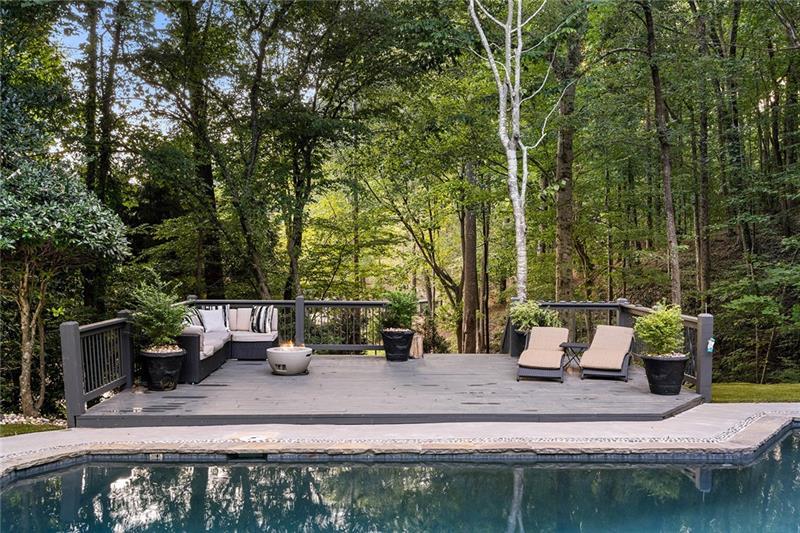 5285 N Powers Ferry Road, Sandy Springs, Georgia 30327, 7 Bedrooms Bedrooms, ,6 BathroomsBathrooms,Residential,Sold,5285 N Powers Ferry Road,7275629