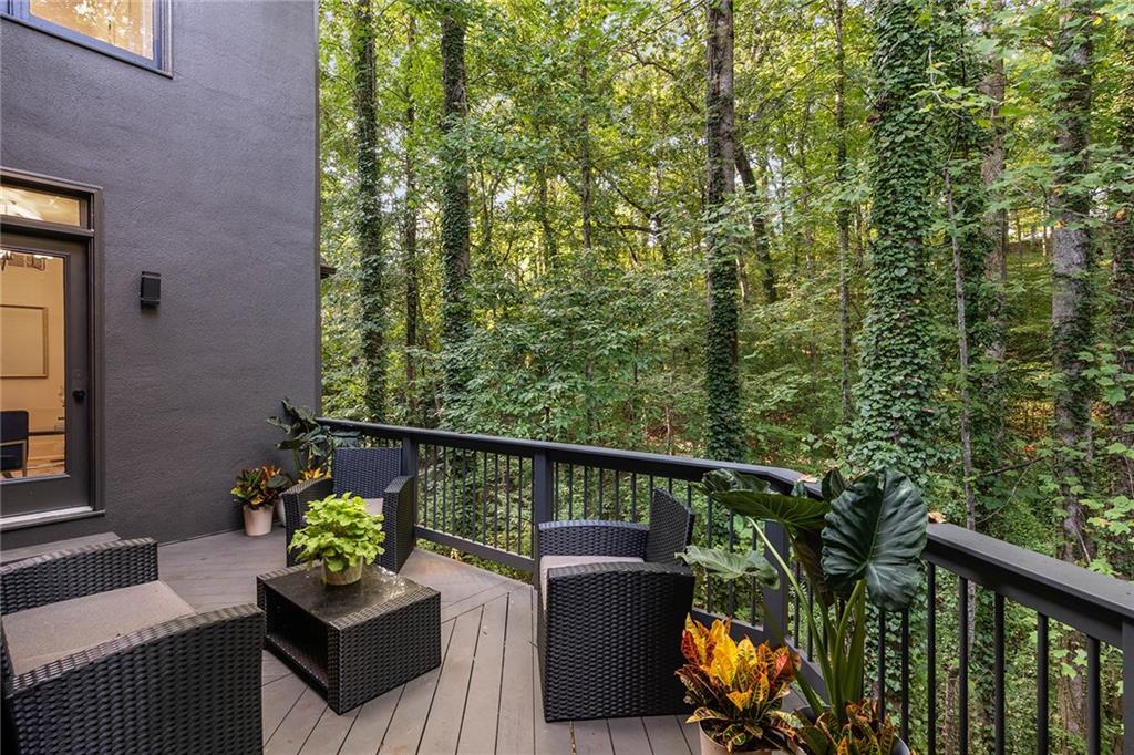 5285 N Powers Ferry Road, Sandy Springs, Georgia 30327, 7 Bedrooms Bedrooms, ,6 BathroomsBathrooms,Residential,Sold,5285 N Powers Ferry Road,7275629