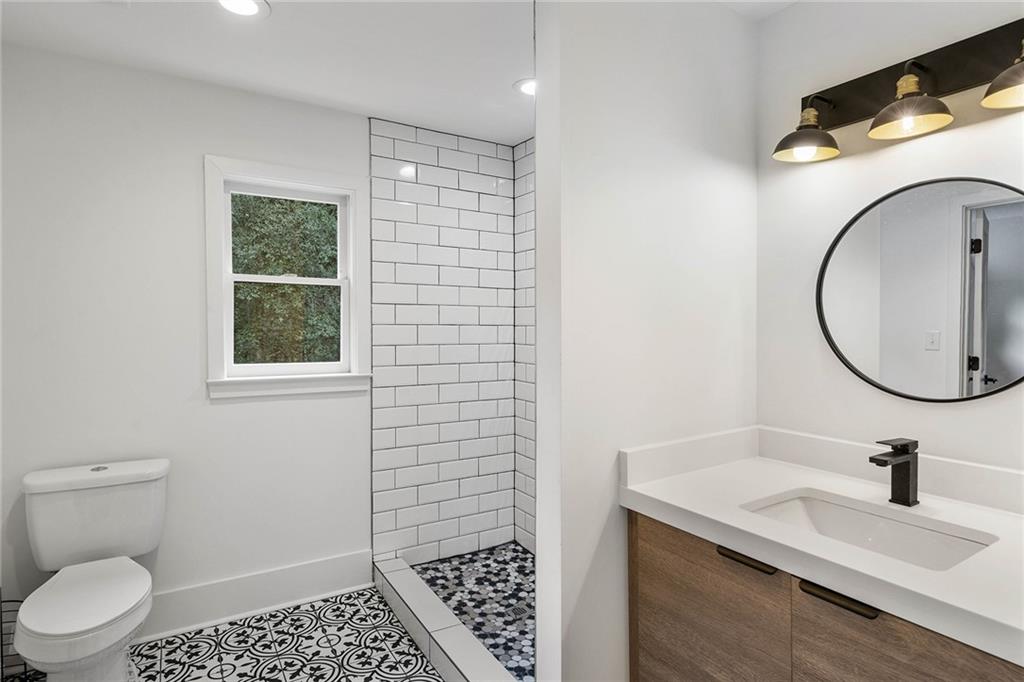 5285 N Powers Ferry Road, Sandy Springs, Georgia 30327, 7 Bedrooms Bedrooms, ,6 BathroomsBathrooms,Residential,Sold,5285 N Powers Ferry Road,7275629