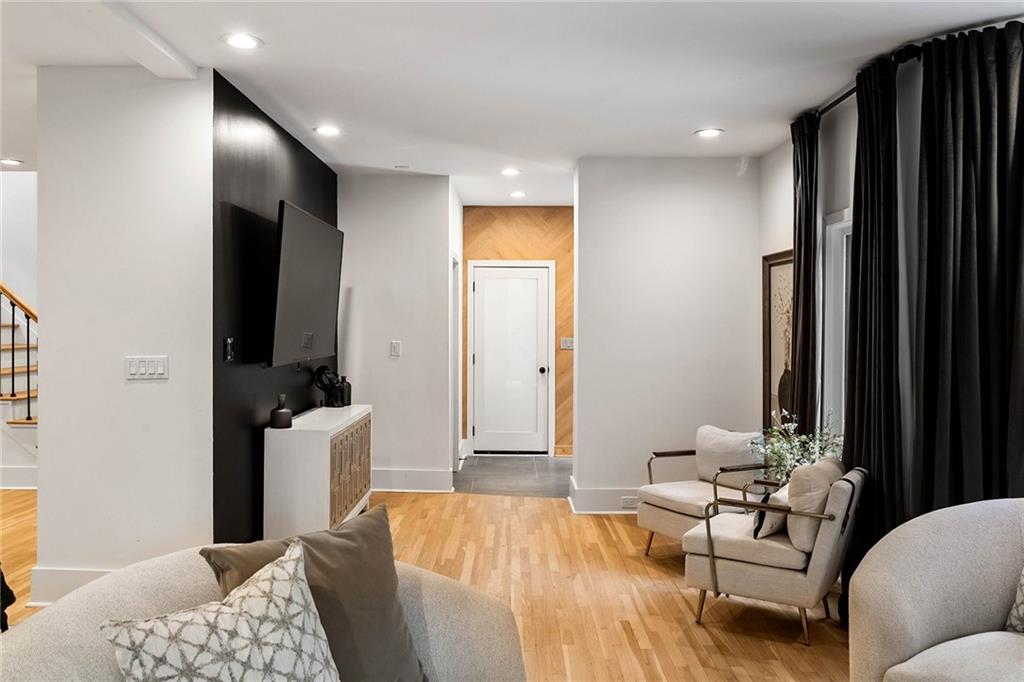 5285 N Powers Ferry Road, Sandy Springs, Georgia 30327, 7 Bedrooms Bedrooms, ,6 BathroomsBathrooms,Residential,Sold,5285 N Powers Ferry Road,7275629