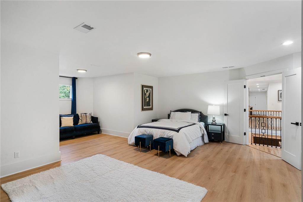 5285 N Powers Ferry Road, Sandy Springs, Georgia 30327, 7 Bedrooms Bedrooms, ,6 BathroomsBathrooms,Residential,Sold,5285 N Powers Ferry Road,7275629