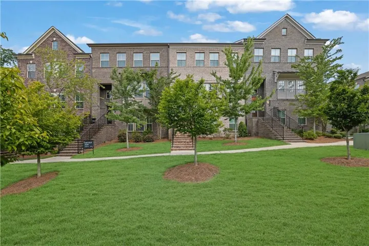 512 Via Secco Lane, Suwanee, Georgia 30024