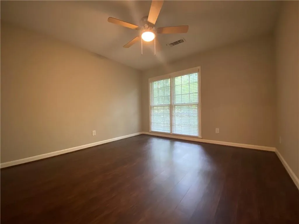 406 Brandywine Circle, Sandy Springs, Georgia 30350, 3 Bedrooms Bedrooms, ,2 BathroomsBathrooms,Residential,Sold,406 Brandywine Circle,6793650